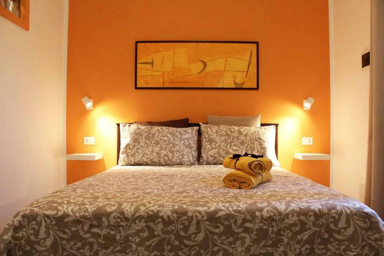 Il Giardino Di Laura Private Rooms Mondello Italy
